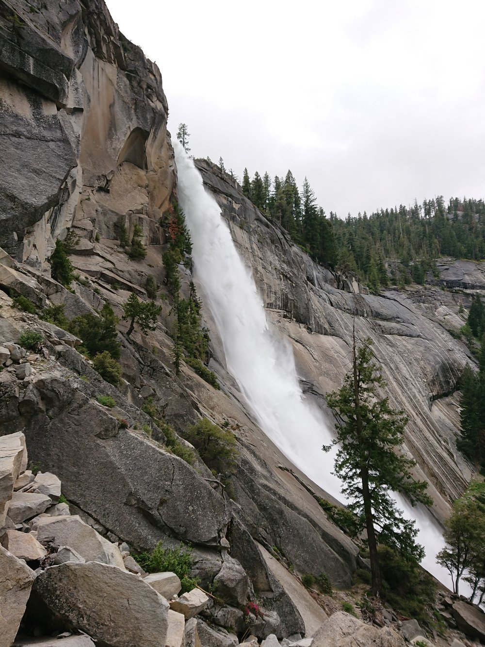 The impressive Nevada Falls from the Mist Trail