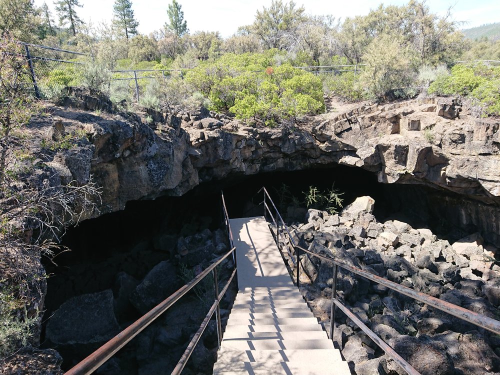 The entrance to Subway Cave